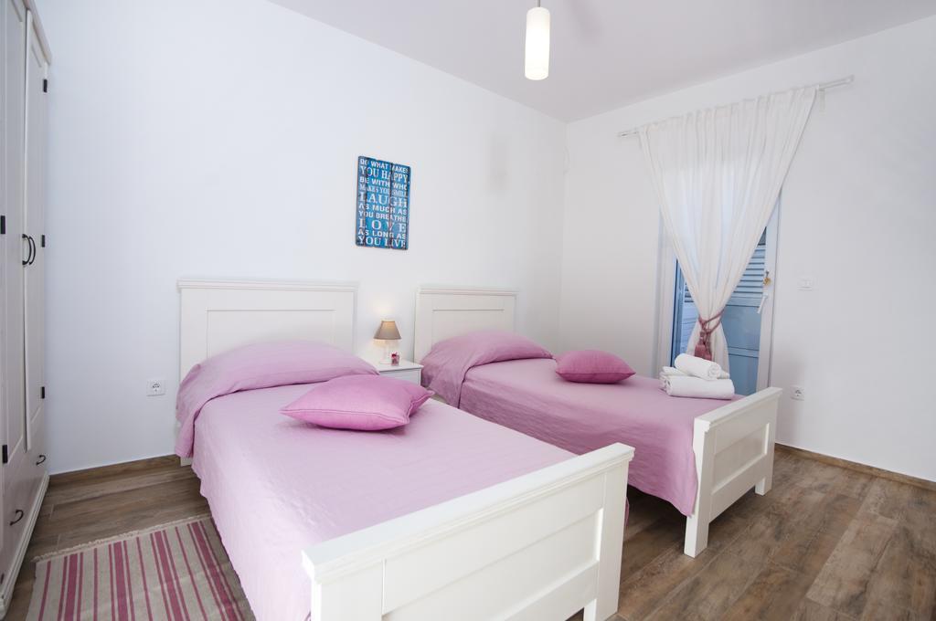 Apartments Villa Laguna With Pool Ražanj Quarto foto